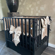 Afbeelding in Gallery-weergave laden, Sierstrik Luxury Velvet - boxstrik - goud - grote strik - 12 kleuren