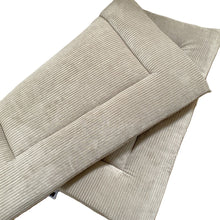 Afbeelding in Gallery-weergave laden, Boxkleed Pip in ribvelours zand - beige - meerdere kleuren