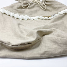 Afbeelding in Gallery-weergave laden, Boxzak Noé Mae in zand  linnen met offwhite ruffles en strikjes
