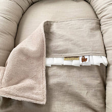 Afbeelding in Gallery-weergave laden, Boxbekleding set Noé Mae voor elke box in zand linnen offwhite ruffles