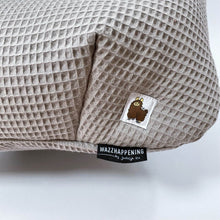 Afbeelding in Gallery-weergave laden, Dekje Kato - taupe - katoen plant print - strikje - wafel