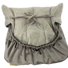 Afbeelding in Gallery-weergave laden, Dekje Luxury Velvet - taupe - strik - bamboe - in diverse kleuren