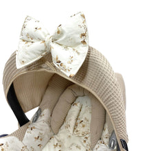 Afbeelding in Gallery-weergave laden, Maxi Cosi hoes Cabrio Flowers zand wafel naturel bloemen
