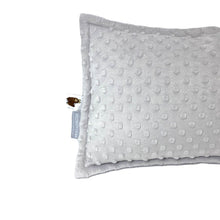 Afbeelding in Gallery-weergave laden, Kussen Minky - 25x50 cm - grijs - zacht - rechthoek