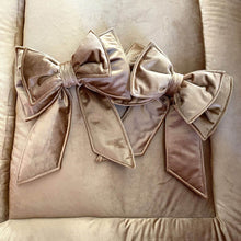 Afbeelding in Gallery-weergave laden, Sierstrik Luxury Velvet-boxstrik-donkergrijs-grote strik in 12 kleuren