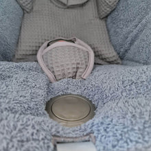 Afbeelding in Gallery-weergave laden, Maxi Cosi hoes Cabrio Bobbie oudblauw wafel badstof