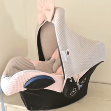 Afbeelding in Gallery-weergave laden, Maxi Cosi bekleding set grijs roze wafelstof