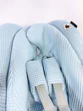 Afbeelding in Gallery-weergave laden, Maxi Cosi hoes Pebble Plus Lulu lichtblauw wafel babyblauw