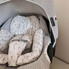 Afbeelding in Gallery-weergave laden, Maxi Cosi hoes Pebble 360 Willow lichtgrijs wafel wilgentakjes