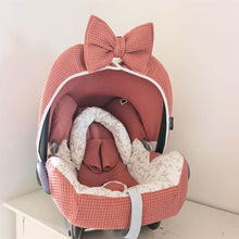 Afbeelding in Gallery-weergave laden, Maxi Cosi hoes Cabrio Willow kleiroze wafel wilgentakjes