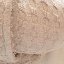 Afbeelding in Gallery-weergave laden, Babynestje Izzy zand grove wafel badstof