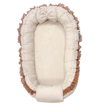 Afbeelding in Gallery-weergave laden, Babynestje Novee beige bruin suedine broderie strik direct leverbaar