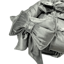 Afbeelding in Gallery-weergave laden, Babynestje Velvet luxury donkergrijs grijs strik fluweel