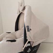 Afbeelding in Gallery-weergave laden, Maxi Cosi hoes Cabriofix i-Size (Tinca) Bobbie zand wafel badstof