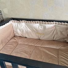 Afbeelding in Gallery-weergave laden, Boxbekleding Velvet - boxkleed - boxomranding - luxe -boxstrik