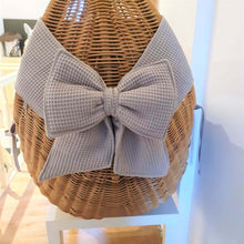 Afbeelding in Gallery-weergave laden, Celine wiegbekleding - strik - wieg - beschikbaar in 30 kleuren