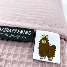 Afbeelding in Gallery-weergave laden, Babydekentje Pax - oudroze - wafel - hydrofiel