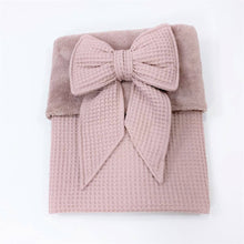 Afbeelding in Gallery-weergave laden, Babydekentje Strik - oudroze - wafel - bamboo - bamboe - badstof