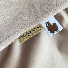 Afbeelding in Gallery-weergave laden, Babydekentje Luxury Velvet - fluweel - bamboe - zand