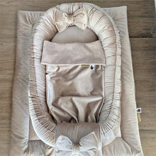 Afbeelding in Gallery-weergave laden, Babydekentje Luxury Velvet - fluweel - bamboe - zand
