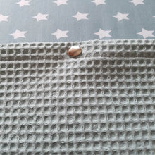 Afbeelding in Gallery-weergave laden, Babydekentje Paris – in 30 kleuren – wafel – dubbel laags - klikbaar