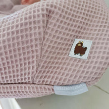 Afbeelding in Gallery-weergave laden, Dekje Bamboe - oudroze - wafel - bamboe badstof in 4 kleuren