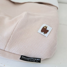 Afbeelding in Gallery-weergave laden, Dekje CoCo - zand - creme - mini wafel - gebreid - hydrofiel