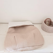 Afbeelding in Gallery-weergave laden, Dekje Nina - zand - offwhite - goud - wafel