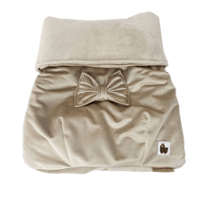 Afbeelding in Gallery-weergave laden, Dekje Luxury Velvet - zand - strik - bamboe - in diverse kleuren