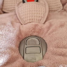 Afbeelding in Gallery-weergave laden, Maxi Cosi hoes Cabrio Puk oudroze wafel bamboe badstof