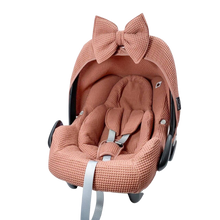 Afbeelding in Gallery-weergave laden, Maxi Cosi hoes Rock Lulu kleiroze wafel