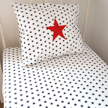 Afbeelding in Gallery-weergave laden, Hoeslaken Star - wit - donkerblauw - sterren