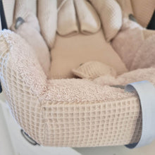 Afbeelding in Gallery-weergave laden, Maxi Cosi hoes Cabrio Bobbie karamel wafel badstof