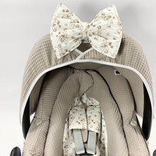 Afbeelding in Gallery-weergave laden, Maxi Cosi hoes Pebble Plus Kato taupe wafel katoenplant print