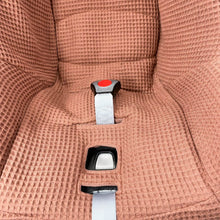 Afbeelding in Gallery-weergave laden, Maxi Cosi hoes Rock Lulu kleiroze wafel