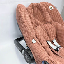 Afbeelding in Gallery-weergave laden, Maxi Cosi hoes Rock Lulu kleiroze wafel