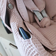 Afbeelding in Gallery-weergave laden, Maxi Cosi hoes Cabriofix i-Size (Tinca) Lulu oudroze licht wafel