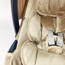 Afbeelding in Gallery-weergave laden, Maxi Cosi hoes Cabriofix i-Size (Tinca) Velvet zand luxury bamboe