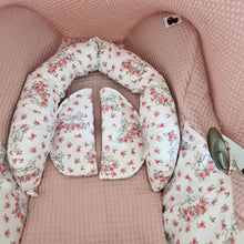 Afbeelding in Gallery-weergave laden, Maxi Cosi hoes Cabrio Bunny oudroze licht konijntjes wafel roosjes