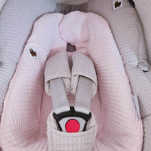 Afbeelding in Gallery-weergave laden, Maxi Cosi hoes Pebble Plus Lola grijs lichtroze wafel badstof