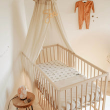 Afbeelding in Gallery-weergave laden, Laken Jungle - gebroken wit - leeuwtje - tijger - in 5 kleuren