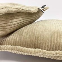 Afbeelding in Gallery-weergave laden, Kussen Pip - ribstof - rib - ribvelours - 7 kleuren beschikbaar