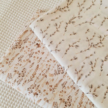 Afbeelding in Gallery-weergave laden, Laken Willow - poplin katoen - wilgenkatjes - neutraal