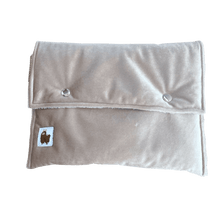 Afbeelding in Gallery-weergave laden, Luieretui Velvet - in 10 kleuren - velvet - fluweel - bamboe