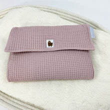 Afbeelding in Gallery-weergave laden, Luieretui Barcelona XL - etui & verschoonmatje - wafel - vele kleuren