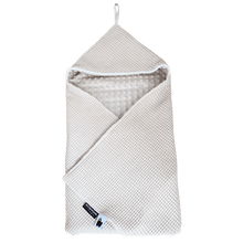 Afbeelding in Gallery-weergave laden, Omslagdoek Hazel Baby-zand-beige-lichtbruin-wafel-minky-velours