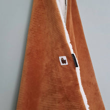 Afbeelding in Gallery-weergave laden, Omslagdoek Baby Novell - rib velours - ribfluweel - in 7 kleuren