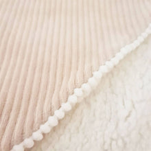 Afbeelding in Gallery-weergave laden, Omslagdoek Baby Novell - rib velours - ribfluweel - in 7 kleuren
