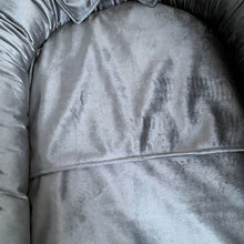 Afbeelding in Gallery-weergave laden, Babynestje Velvet luxury donkergrijs grijs strik fluweel