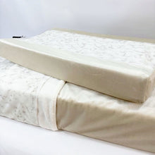 Afbeelding in Gallery-weergave laden, Waskussenhoes Niema-luxury velvet in 10 kleuren-marmer-licht beige